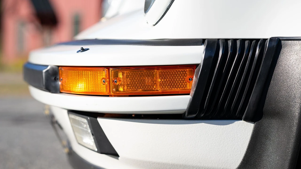 1987 Porsche 930 Turbo - Image 21 of 31