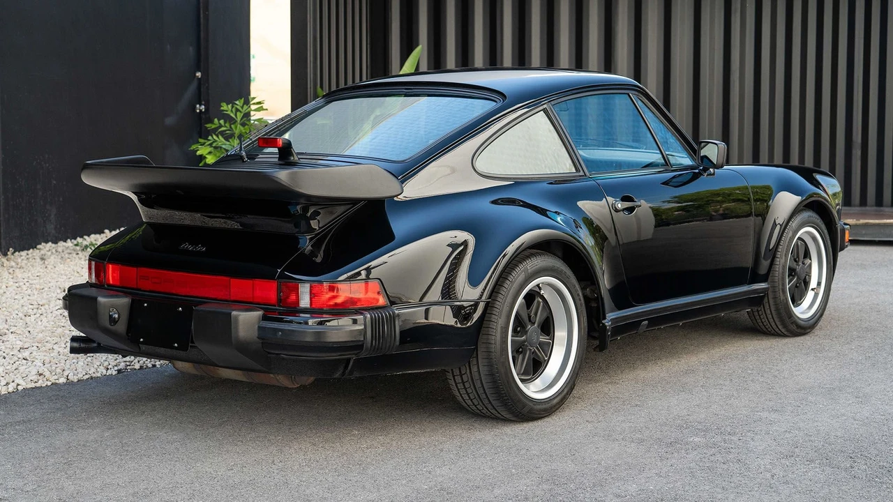 1987 Porsche 930 Turbo - Image 10 of 31