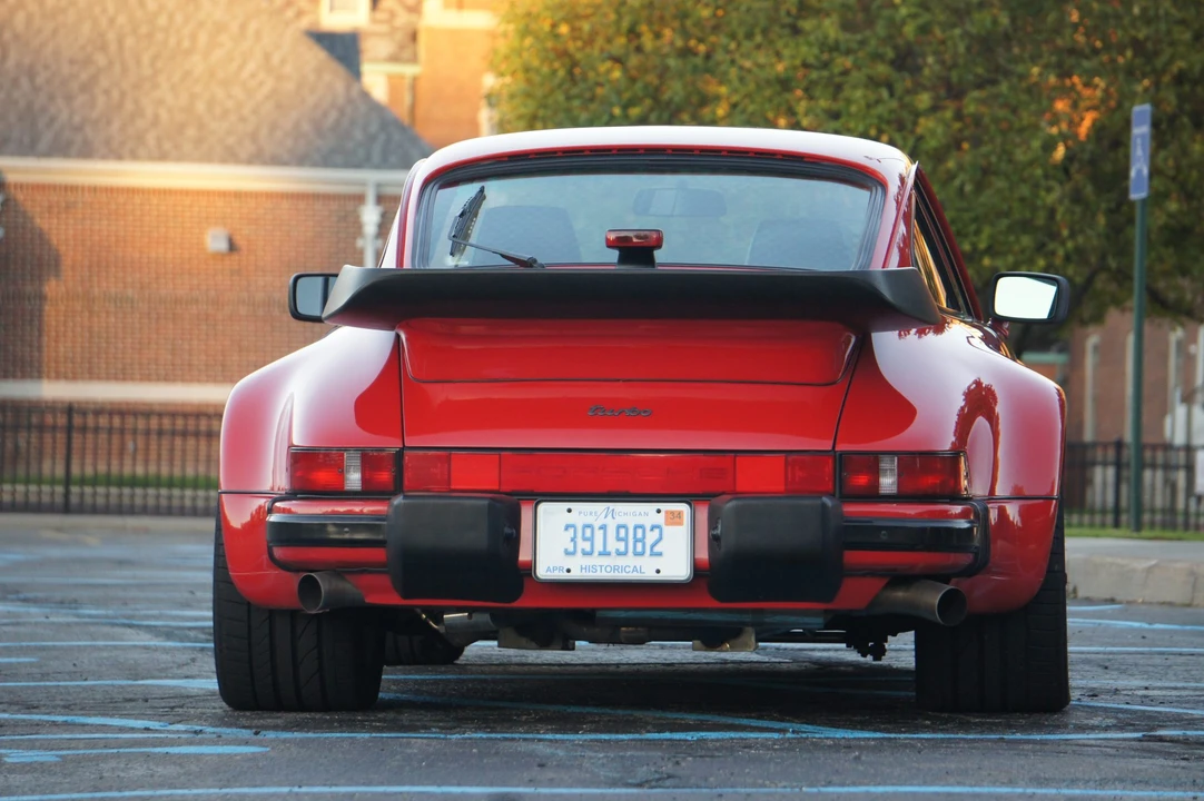 1987 Porsche 930 Turbo - Image 8 of 31