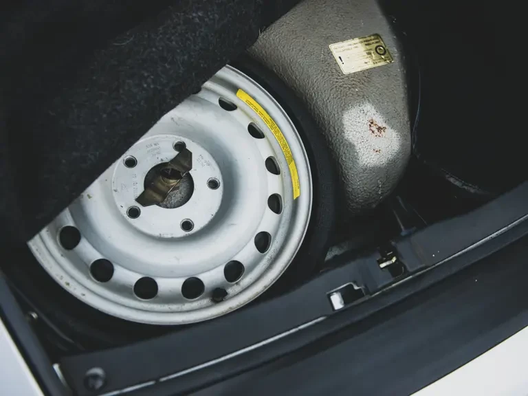 1987 Porsche 930 Turbo - Image 26 of 31