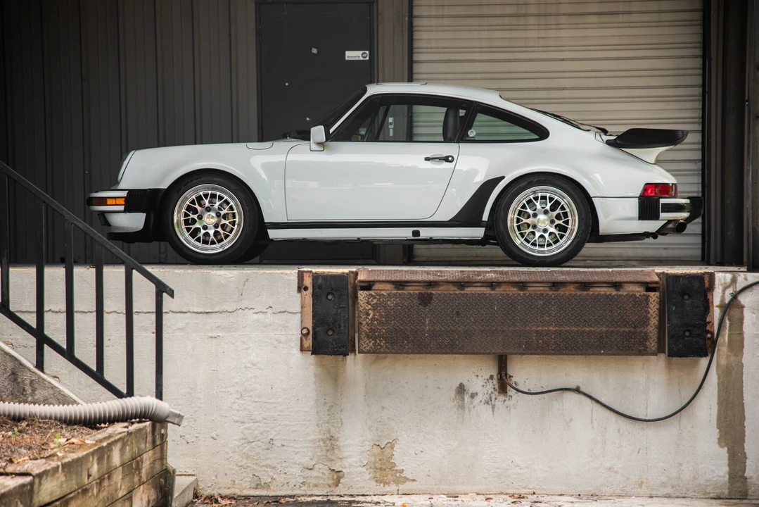 1987 Porsche 930 Turbo - Image 11 of 31