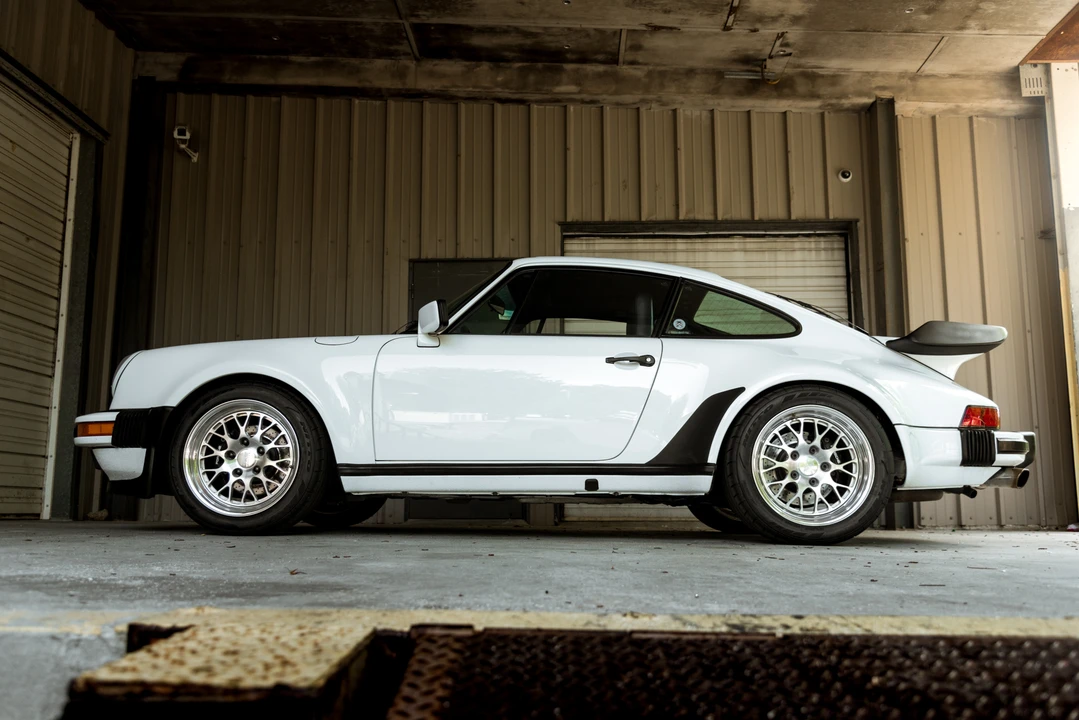 1987 Porsche 930 Turbo - Image 13 of 31