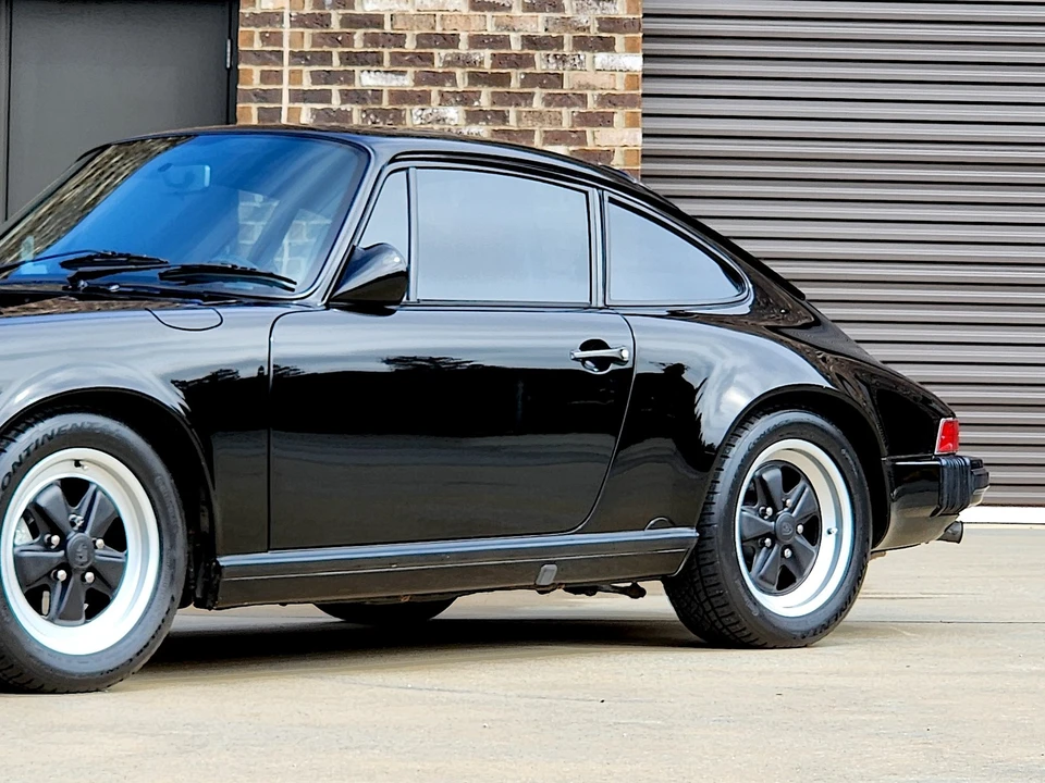 1987 Porsche 911 Carrera 3.2 - Image 8 of 31