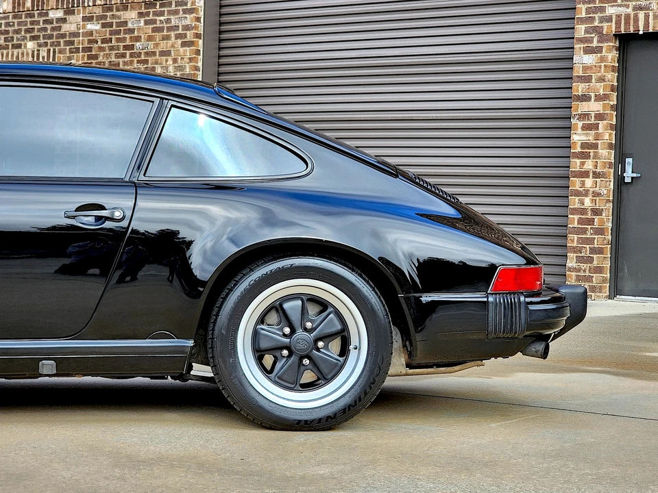 1987 Porsche 911 Carrera 3.2 - Image 10 of 31
