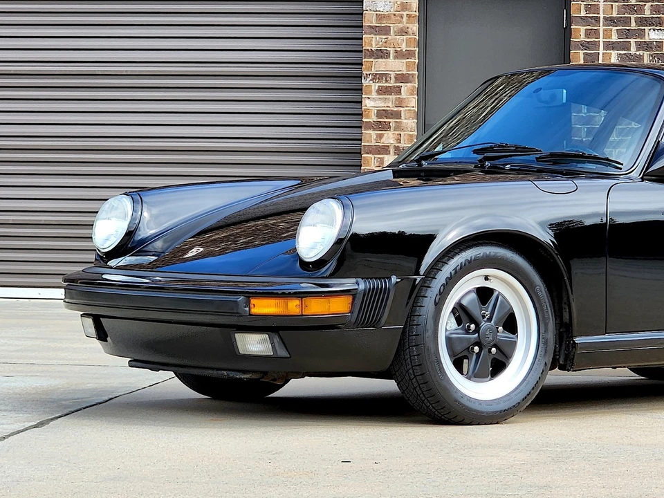 1987 Porsche 911 Carrera 3.2 - Image 7 of 31