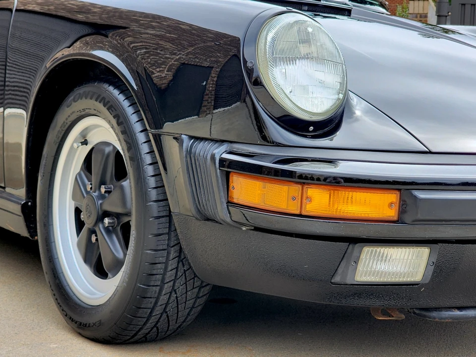 1987 Porsche 911 Carrera 3.2 - Image 27 of 31