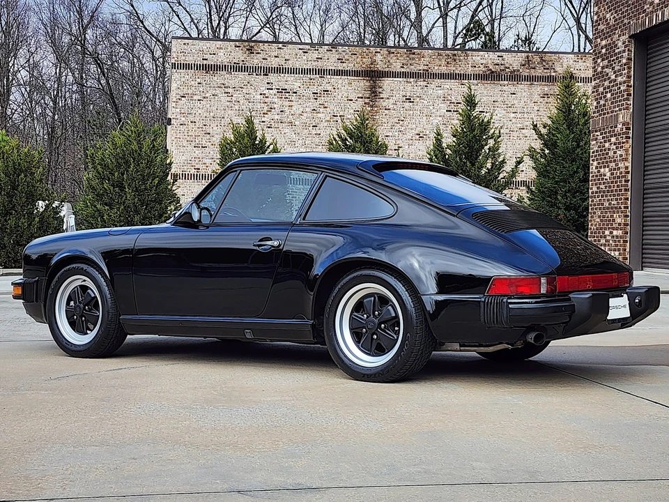 1987 Porsche 911 Carrera 3.2 - Image 13 of 31