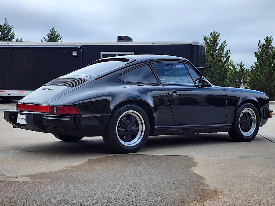 1987 Porsche 911 Carrera 3.2 - Image 16 of 31