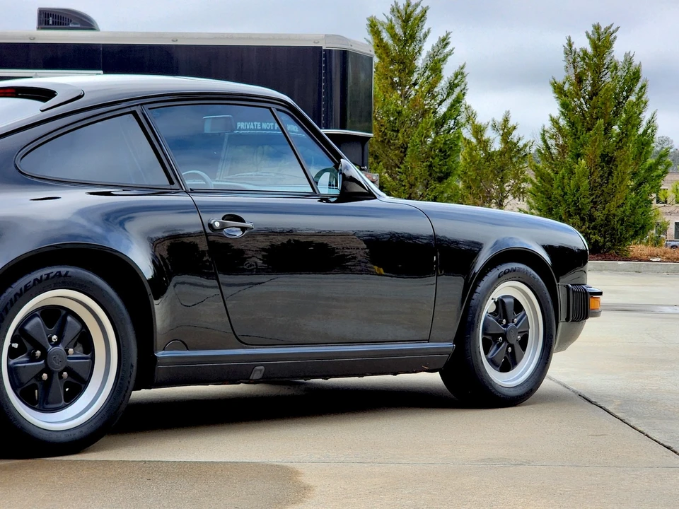 1987 Porsche 911 Carrera 3.2 - Image 17 of 31