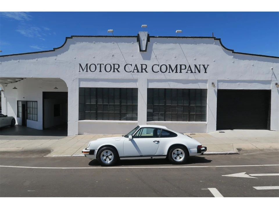 1987 Porsche 911 Carrera 3.2 - Image 5 of 31