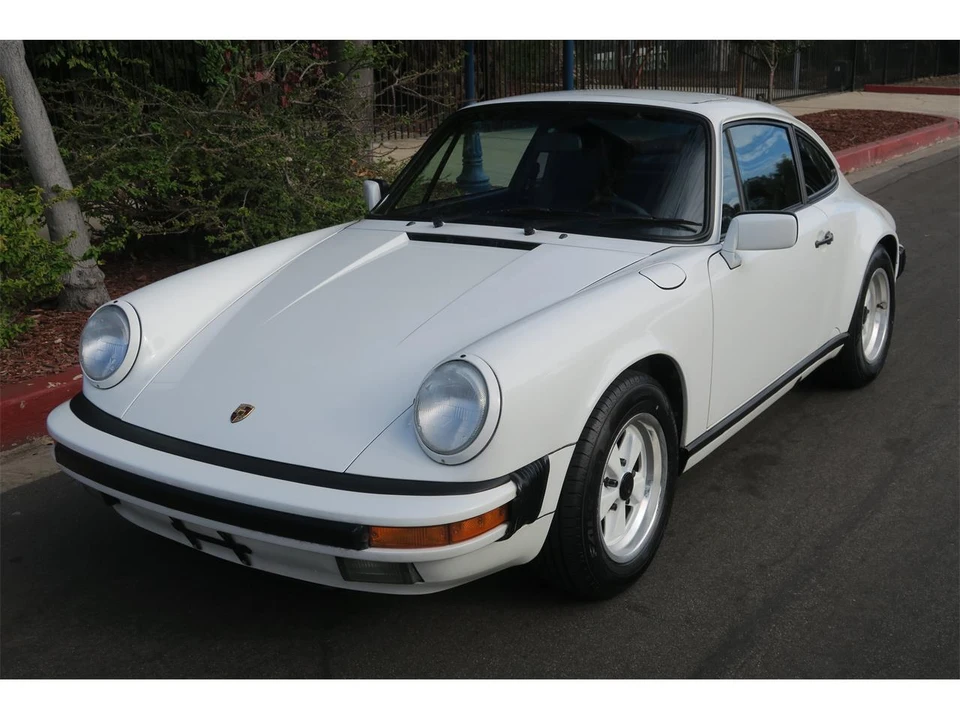 1987 Porsche 911 Carrera 3.2 - Image 14 of 31
