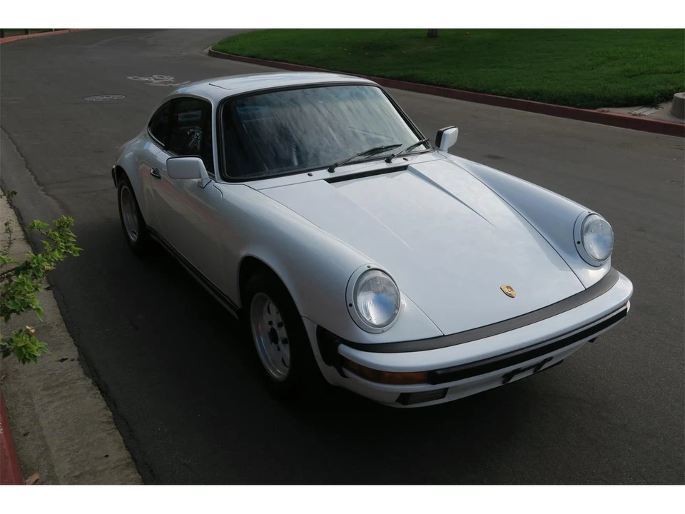 1987 Porsche 911 Carrera 3.2 - Image 20 of 31