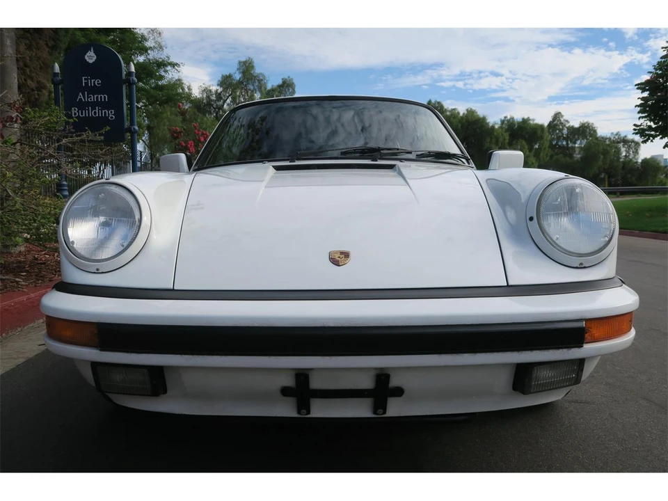 1987 Porsche 911 Carrera 3.2 - Image 22 of 31