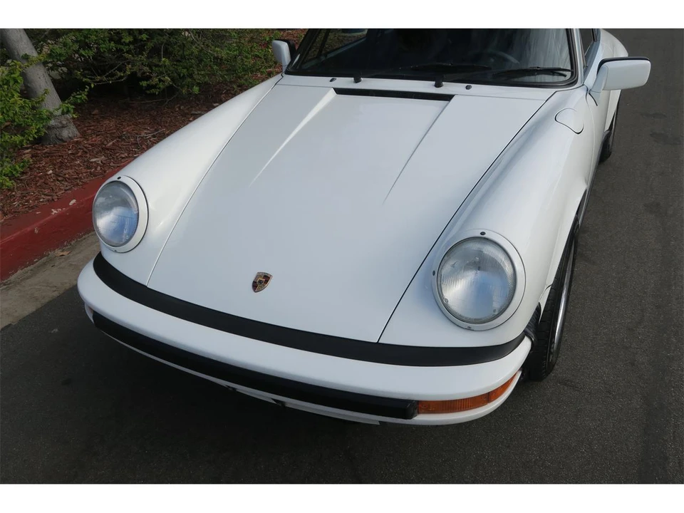 1987 Porsche 911 Carrera 3.2 - Image 23 of 31