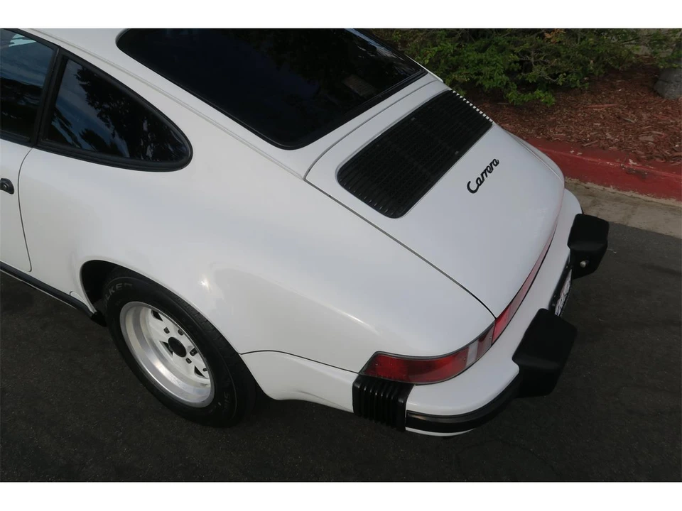 1987 Porsche 911 Carrera 3.2 - Image 26 of 31