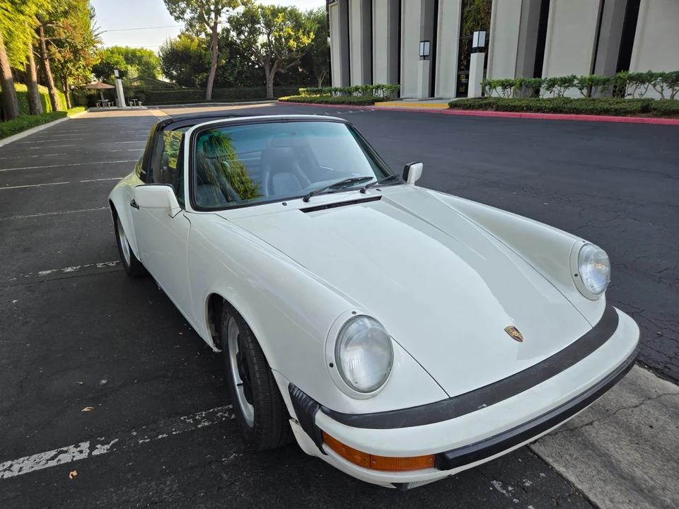 1987 Porsche 911 Carrera 3.2 - Image 6 of 21