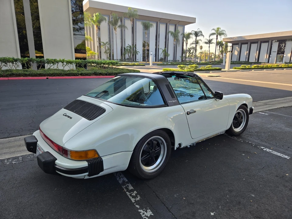 1987 Porsche 911 Carrera 3.2 - Image 11 of 21