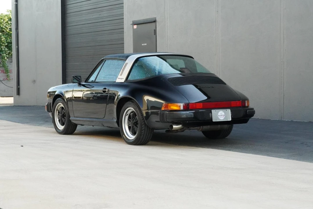 1987 Porsche 911 Carrera 3.2 - Image 26 of 31