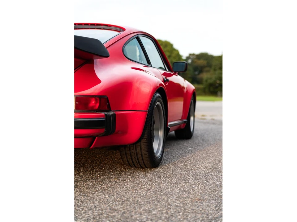 1987 Porsche 911 Carrera 3.2 - Image 27 of 31
