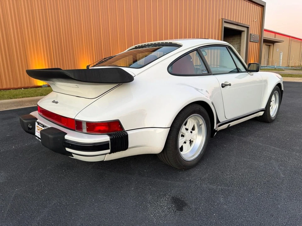 1987 Porsche 911 Carrera 3.2 - Image 15 of 21