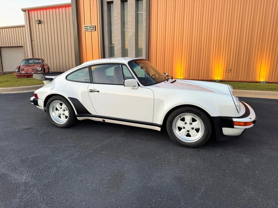 1987 Porsche 911 Carrera 3.2 - Image 10 of 21