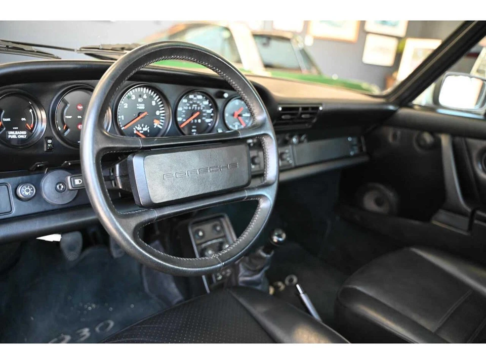 1987 Porsche 911 Carrera 3.2 - Image 11 of 20