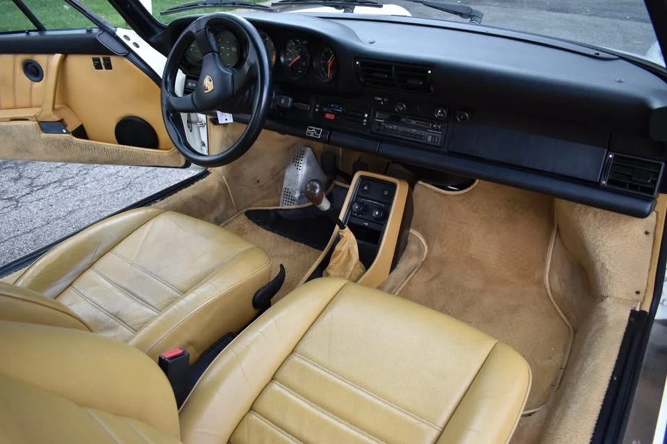 1987 Porsche 911 Carrera 3.2 - Image 16 of 17