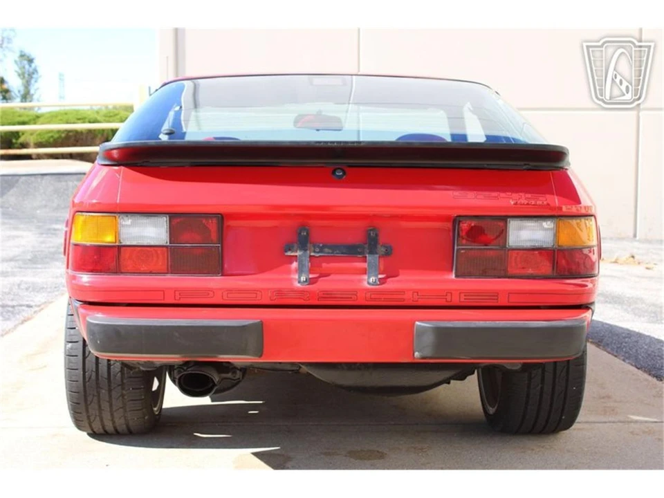 1987 Porsche 924 S - Image 11 of 31