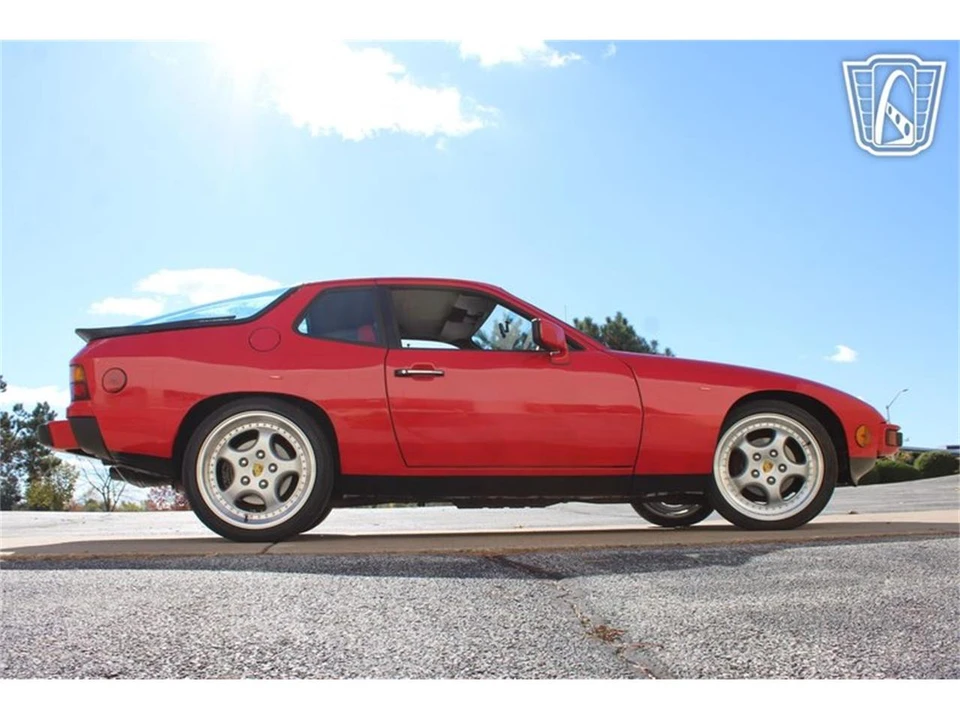 1987 Porsche 924 S - Image 18 of 31