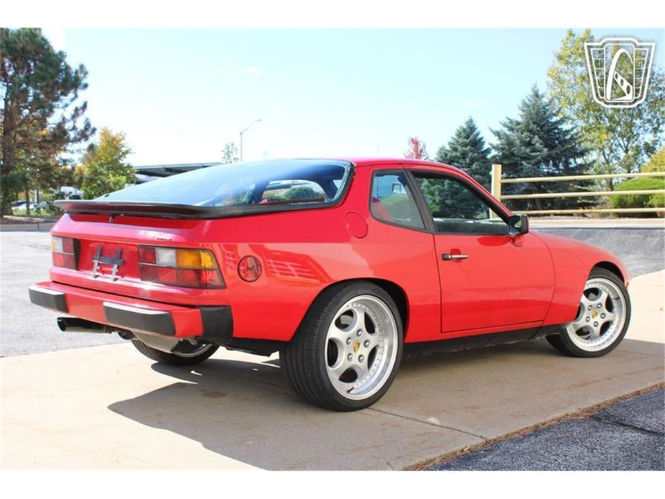1987 Porsche 924 S - Image 14 of 31