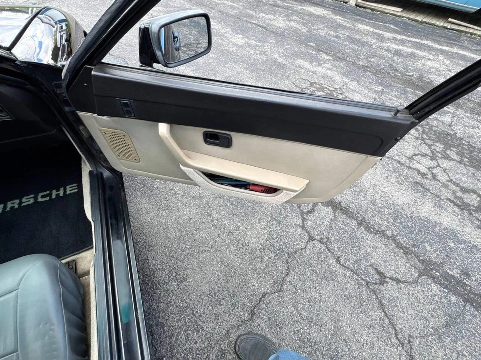 1987 Porsche 924 S - Image 9 of 16