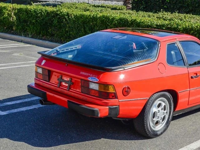1987 Porsche 924 - Image 6 of 21