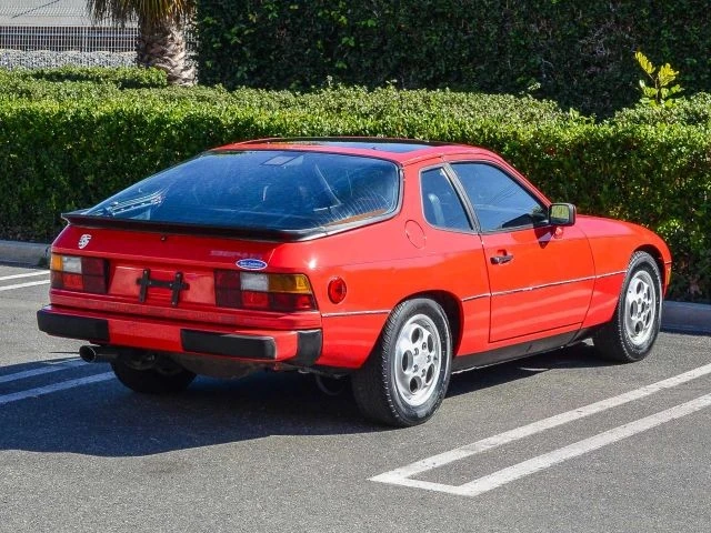 1987 Porsche 924 S - Image 4 of 30