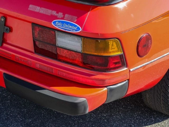1987 Porsche 924 S - Image 7 of 30