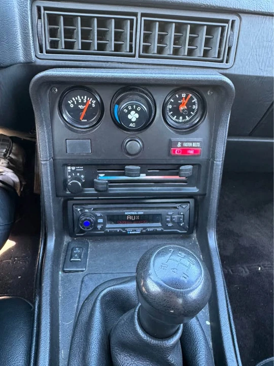 1987 Porsche 924 S - Image 9 of 12