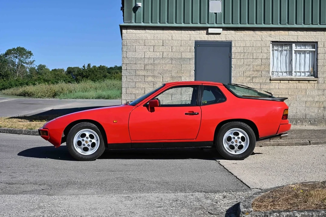 1987 Porsche 924 S - Image 7 of 30