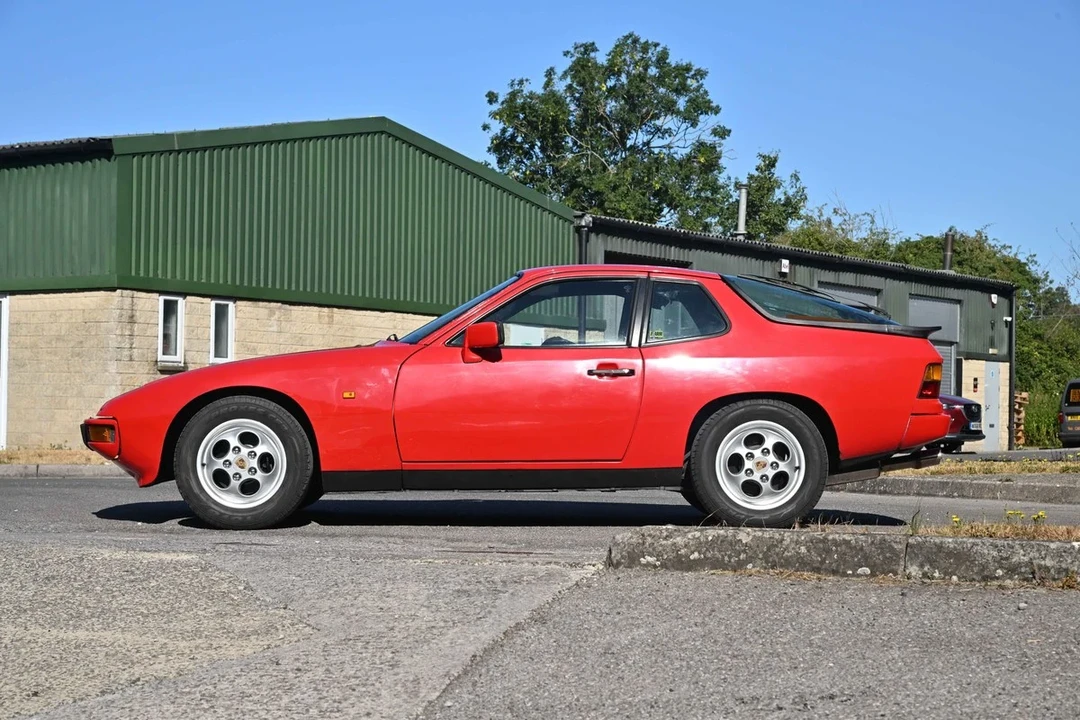 1987 Porsche 924 S - Image 11 of 30