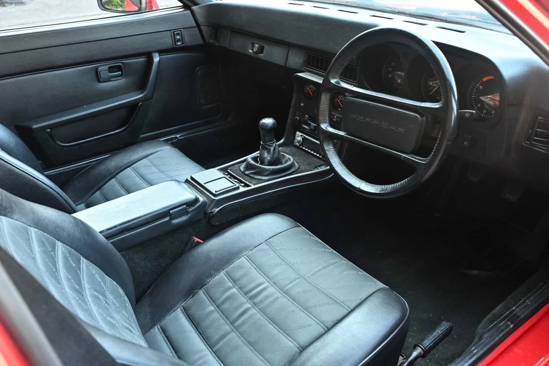 1987 Porsche 924 S - Image 6 of 30