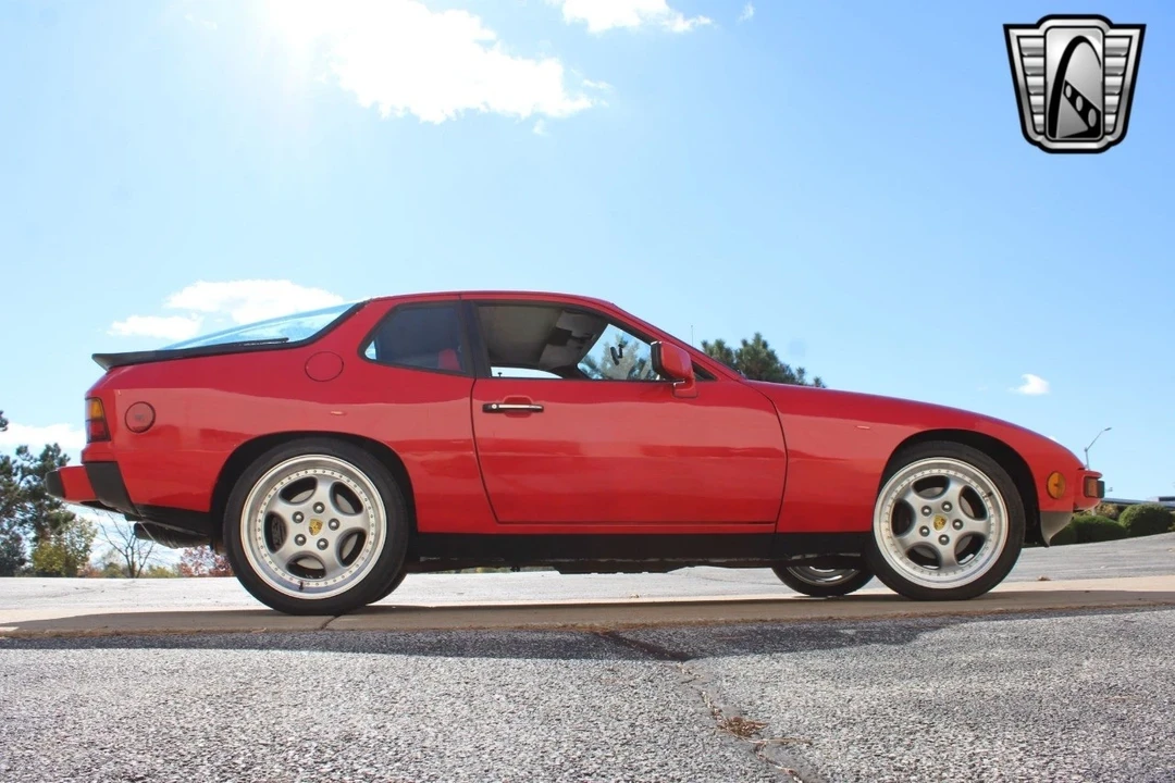 1987 Porsche 924 S - Image 14 of 21
