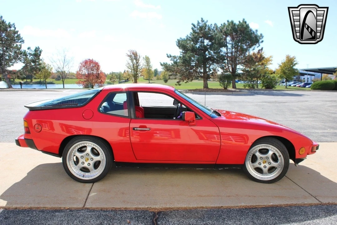 1987 Porsche 924 S - Image 13 of 21