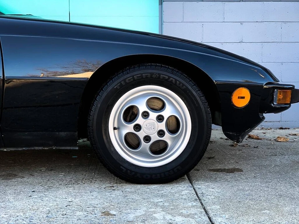 1987 Porsche 924 S - Image 13 of 15