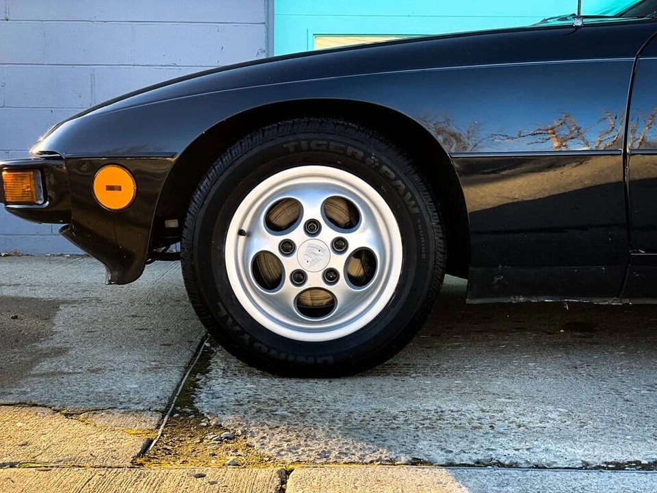 1987 Porsche 924 S - Image 5 of 11