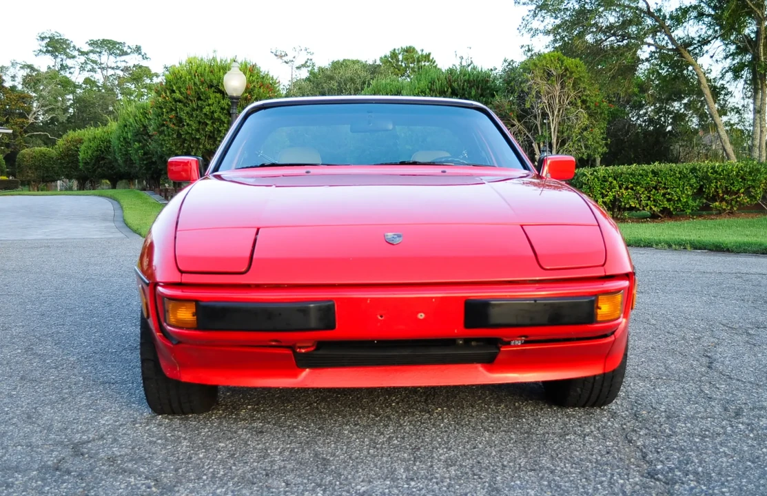 1987 Porsche 924 S - Image 2 of 6