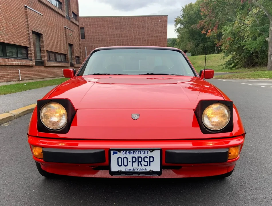 1987 Porsche 924 S - Image 2 of 6