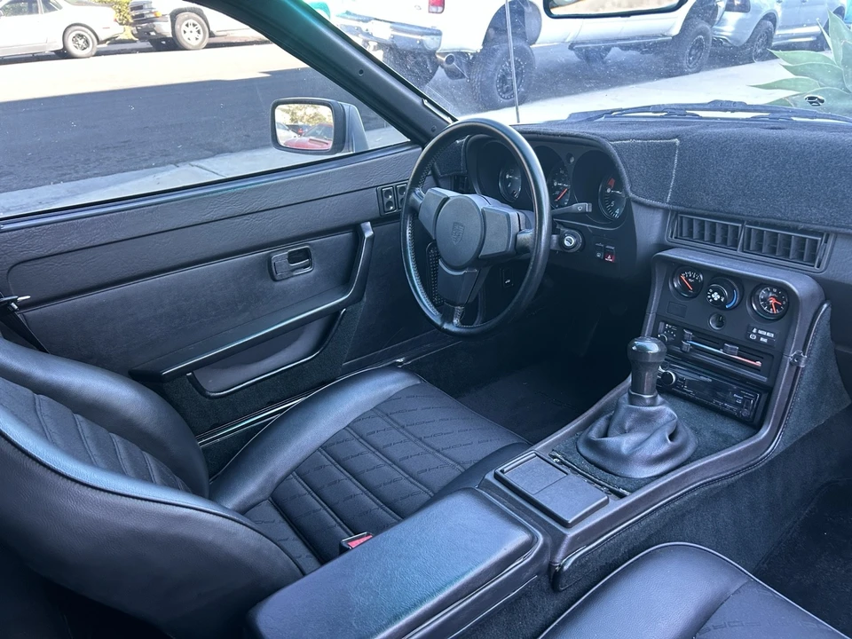 1987 Porsche 924 S - Image 18 of 21