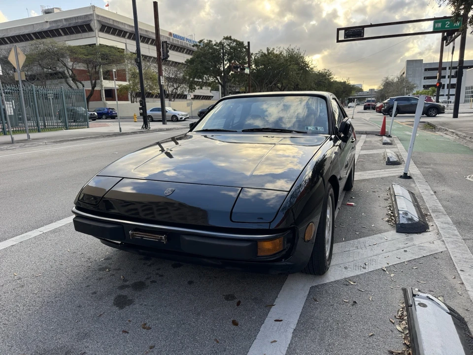 1987 Porsche 924 S - Image 16 of 23