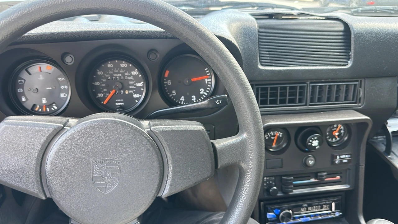 1987 Porsche 924 S - Image 19 of 23