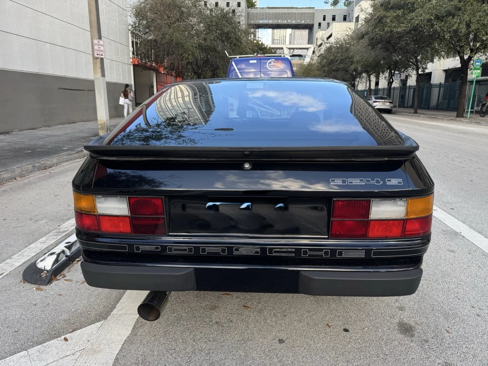 1987 Porsche 924 S - Image 7 of 23