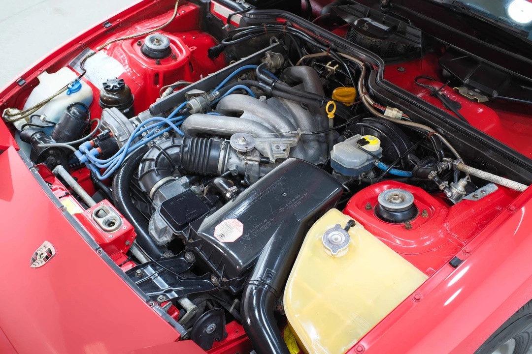 1987 Porsche 924 S - Image 15 of 31