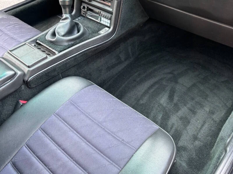 1987 Porsche 924 S - Image 10 of 13